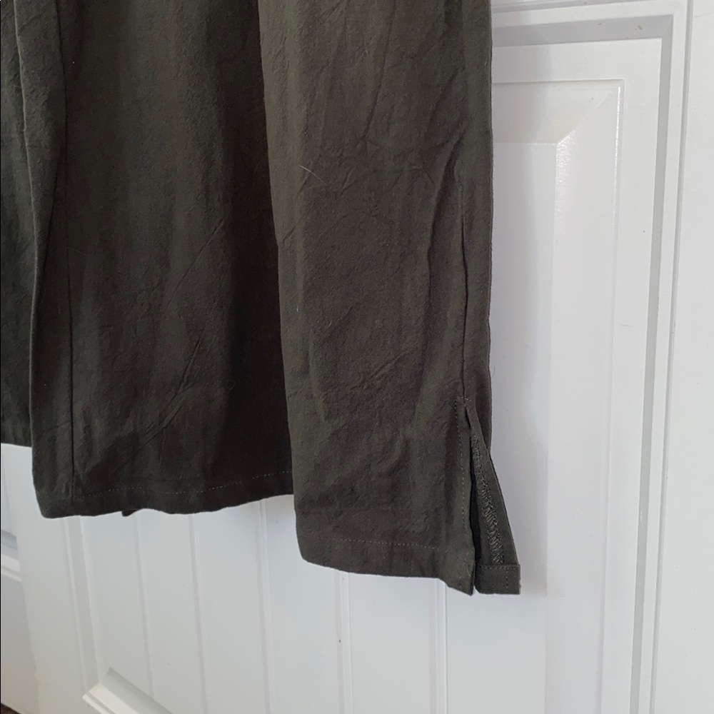 Olive Women's Cropped Wide Leg Jumpsuit size Medium - Picture 7 of 7